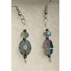 Earrings - Crystal beads in...